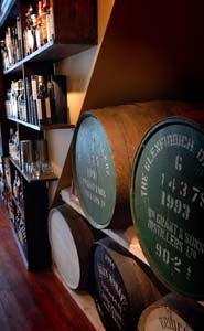 The Wine Shop logo